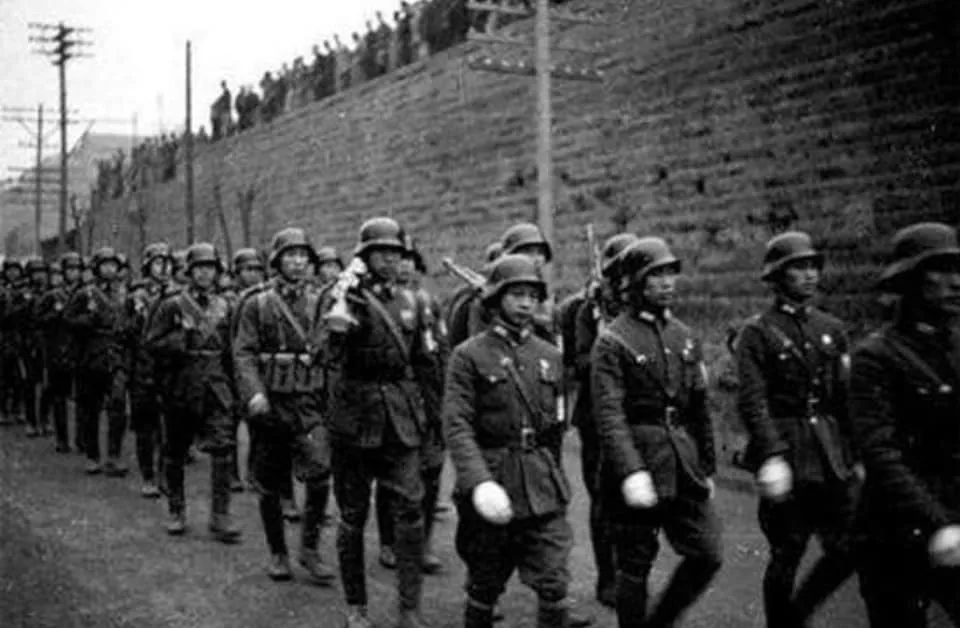 中華民國父親節由來（隊伍行軍）