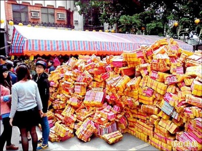 宗教祭祀庙宇烧纸钱